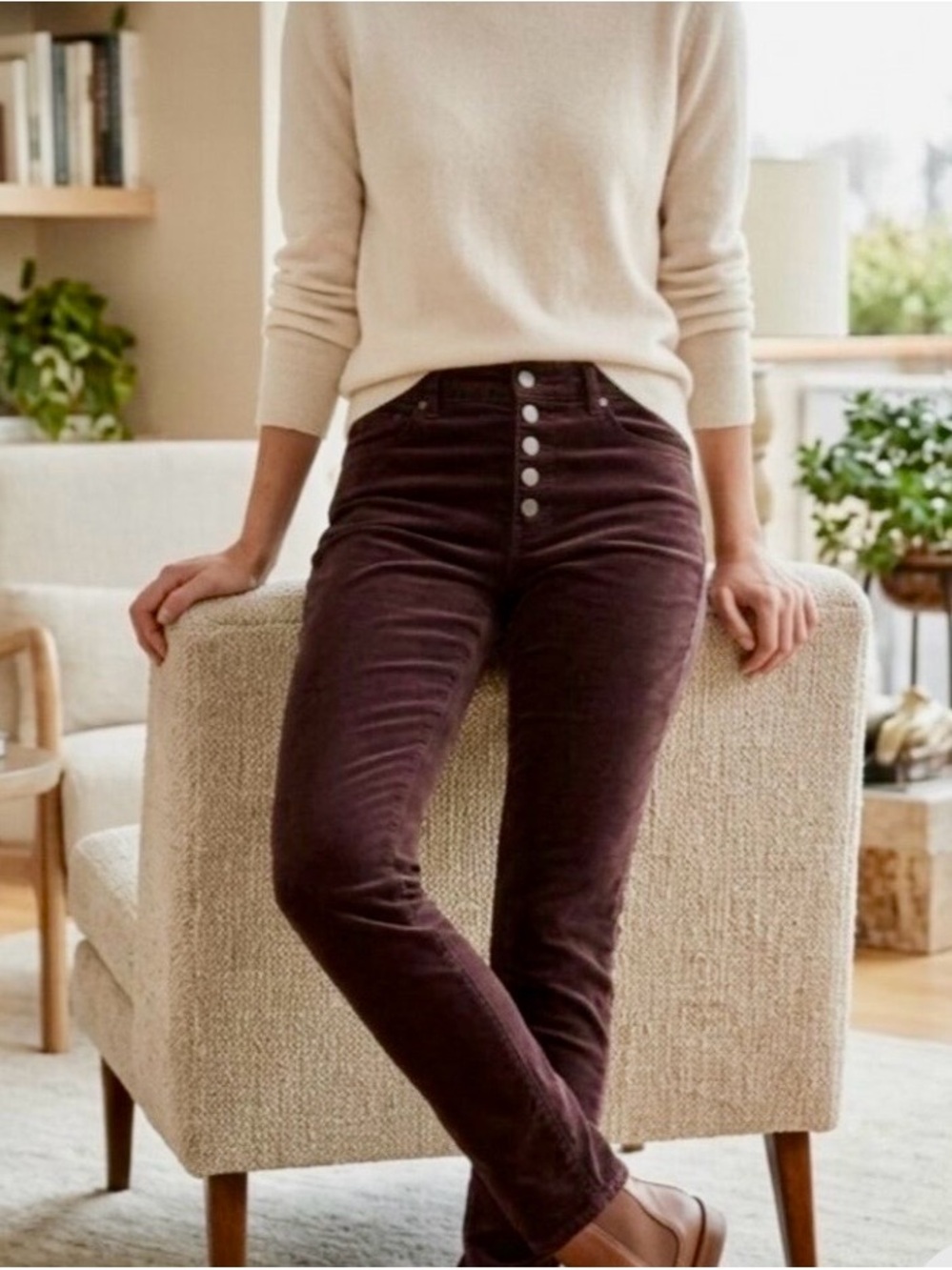 CAbi High-Rise Skinny Button Fly Corduroy Pants in Dark Brown 4- 4319